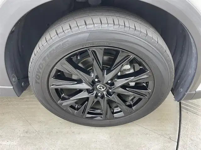 マツダ ＣＸ－８ XD ブラックトーンエディション 岡山県 2021(令3)年 6.4万km スノーフレイクホワイトパールマイカ 純正10.25インチSDナビ/（Carplay/フルセグTV/USB/Bluetooth）/ルーフレール/全方位カメラ/ETC/横滑り防止装置/レーンキープアシスト/オートマチックハイビーム/D/N席シートヒーター/D/N席パワーシート/LEDヘッドライト/ブラインドスポットモニター/アイドリングストップ/ステアリングヒーター/電動リアゲート/コーナーセンサー/プッシュスタート/スマートキー/スペアキー/ミュージックプレイヤー/純正フロアマット/純正19インチアルミホイール/新車保証書/取扱説明書