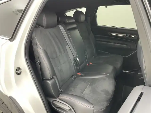 マツダ ＣＸ－８ XD ブラックトーンエディション 岡山県 2021(令3)年 6.4万km スノーフレイクホワイトパールマイカ 純正10.25インチSDナビ/（Carplay/フルセグTV/USB/Bluetooth）/ルーフレール/全方位カメラ/ETC/横滑り防止装置/レーンキープアシスト/オートマチックハイビーム/D/N席シートヒーター/D/N席パワーシート/LEDヘッドライト/ブラインドスポットモニター/アイドリングストップ/ステアリングヒーター/電動リアゲート/コーナーセンサー/プッシュスタート/スマートキー/スペアキー/ミュージックプレイヤー/純正フロアマット/純正19インチアルミホイール/新車保証書/取扱説明書
