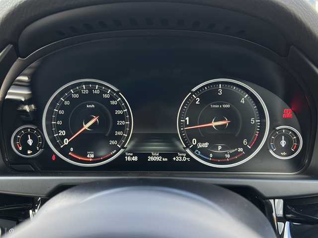 ＢＭＷ Ｘ５ ブラックアウト 山口県 2017(平29)年 2.6万km サファイアブラックP サンルーフ/純正ナビ/DVD/CD/AUX/フルセグTV/バックカメラ/ハーマンカードンオーディオ/黒レザーシート/前席パワーシート/全席シートヒーター/純正LEDヘッドライト/純正フォグランプ/オートライト/純正20インチアルミホイール/革巻きステアリング/ステアリングスイッチ/パドルシフト/クルーズコントロール/パワーバックドア/衝突被害軽減ブレーキ/LKA/横滑り防止/DAC/オートパーキングホールド/コーナーセンサー/スマートキー/ミラー一体型ETC/前後タイプドライブレコーダー/フロアマット/電動格納ウインカードアミラー