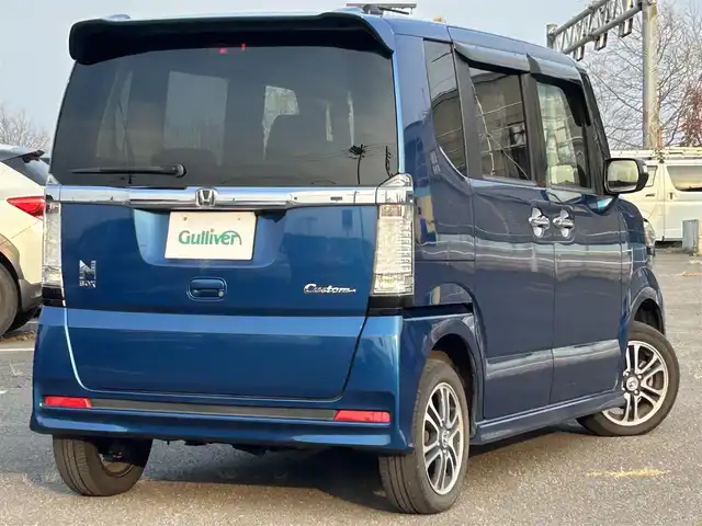 ホンダ Ｎ ＢＯＸ カスタム G 道央・札幌 2014(平26)年 6.7万km プレミアムダイナミックブルーパール ４WD/社外SDナビ/CD/DVD/BT/フルセグ/シティブレーキアクティブシステム/横滑り防止装置/バックカメラ/ETC/ECONモード/片側パワースライドドア/ステアリングリモコン/プッシュスタート/スマートキー/HIDヘッドライト/オートライト/フォグランプ/電動格納ミラー/純正フロアマット/ドアバイザー/スペアキー/社外エンジンスターター