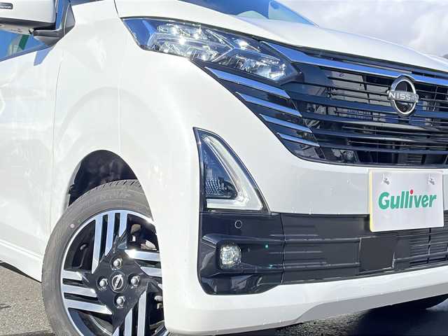 日産 デイズ ハイウェイスターX 道北・旭川 2024(令6)年 0.7万km ホワイトパール /4WD//禁煙車//純正メモリナビ//BT/HDMI/フルセグ//全方位カメラ//エマージェンシーブレーキ//レーンキープ//コーナーセンサー//アイドリングストップ//オートハイビーム//オートライト//LEDヘッドライト//フォグライト//ライトレベライザー//ステアリングヒーター//シートヒーター//前後ドライブレコーダー//ETC//プッシュスタート//フロアマット