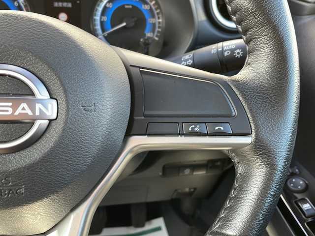 日産 デイズ ハイウェイスターX 道北・旭川 2024(令6)年 0.7万km ホワイトパール /4WD//禁煙車//純正メモリナビ//BT/HDMI/フルセグ//全方位カメラ//エマージェンシーブレーキ//レーンキープ//コーナーセンサー//アイドリングストップ//オートハイビーム//オートライト//LEDヘッドライト//フォグライト//ライトレベライザー//ステアリングヒーター//シートヒーター//前後ドライブレコーダー//ETC//プッシュスタート//フロアマット