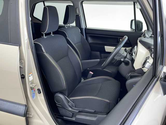 スズキ クロスビー HYBRID MZ 兵庫県 2019(平31)年 2.7万km キャラバンアイボリーパールメタリック/ブラック 2トーンルーフ ・ワンオーナー/・純正ナビ（CN-RZ743W）/・CD/DVD/SD/BT/USB/フルセグTV/・バックカメラ、全方位カメラ/・デュアルセンサーブレーキサポート/・車線維持支援機能/・クルーズコントロール/・クリアランスソナー/・横滑り防止装置/・アイドリングストップ/・パドルシフト/・ステアリングリモコン/・LEDヘッドライト/・オートライト/・フォグランプ/・前席シートヒーター/・前後ドライブレコーダー（WHSR-532）/・ビルトインETC/・後方コーナーセンサー/・革巻きステアリング/・純正フロアマット/・純正１６インチアルミホイール/・電動格納ミラー/・サイドバイザー/・スマートキー/・スペアキー/・プッシュスタート