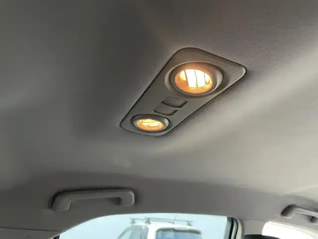 トヨタ クラウン ハイブリッド アスリートS 埼玉県 2014(平26)年 14.5万km ホワイトパールクリスタルシャイン (株)IDOMが運営する【じしゃロン鳩ヶ谷店】の自社ローン専用車両になりますこちらは現金またはオートローンご利用時の価格です。自社ローンご希望の方は別途その旨お申付け下さい/純正ナビ/　AM/FM/CD/DVD/BT/フルセグTV/バックカメラ/デュアルエアコン/クルーズコントロール/革巻きステアリング　/ステアリングスイッチ　/シートヒーター（前席）/パワーシート　（前席）/ハンドルヒーター/ヒーテッドミラー/テレスコピック/ビルトインＥＴＣ　/純正アルミホイール（規格外18インチAWオプション）/純正フロアマット/ドアバイザー　/フォグランプ　/電動格納式ウィンカーミラー/プッシュスタートボタン/スマートキー×2