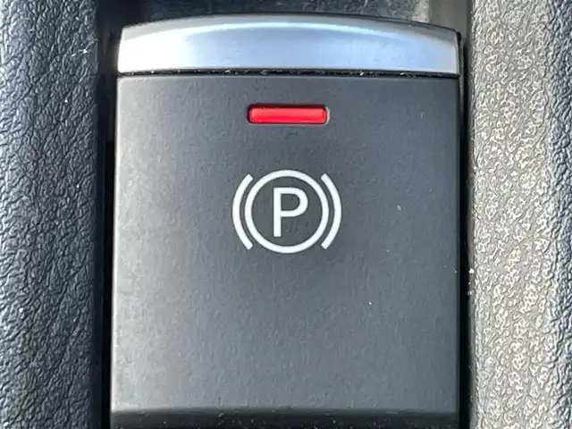 日産 キックス X 兵庫県 2021(令3)年 1.9万km ブリリアントホワイトパール/ピュアブラック 2トーン 純正9インチナビ/フルセグ/Bluetooth/プロパイロット/アラウンドビューモニター/デジタルインナーミラー/シートヒーター/ステアリングヒーター/クルーズコントロール/純正フロアマット/ハーフレザーシート/ルーフレール/ETC/オートライト