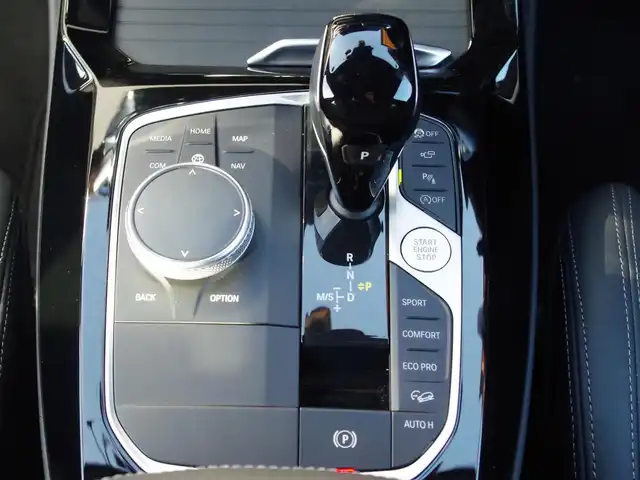 ＢＭＷ ＢＭＷ Ｘ３ xDrive20d Mスポーツ 埼玉県 2023(令5)年 1.4万km サファイアブラックP ブラックレザーシート/アダプティブクルーズコントロール/インテリジェントセーフティ/パノラミックスライディングルーフ/harman/kardon/CarPlay/パークディスタンスコントロール/ブラインドスポットモニター/コンフォートアクセス/全周囲カメラ/iDriveナビ/ドラレコ/ETC/フルセグTV/ワイヤレス充電/シートヒーター/シートポジションメモリー機能