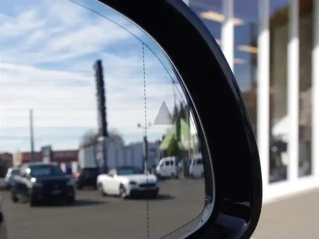 ＢＭＷ ＢＭＷ Ｘ３ xDrive20d Mスポーツ 埼玉県 2023(令5)年 1.4万km サファイアブラックP ブラックレザーシート/アダプティブクルーズコントロール/インテリジェントセーフティ/パノラミックスライディングルーフ/harman/kardon/CarPlay/パークディスタンスコントロール/ブラインドスポットモニター/コンフォートアクセス/全周囲カメラ/iDriveナビ/ドラレコ/ETC/フルセグTV/ワイヤレス充電/シートヒーター/シートポジションメモリー機能