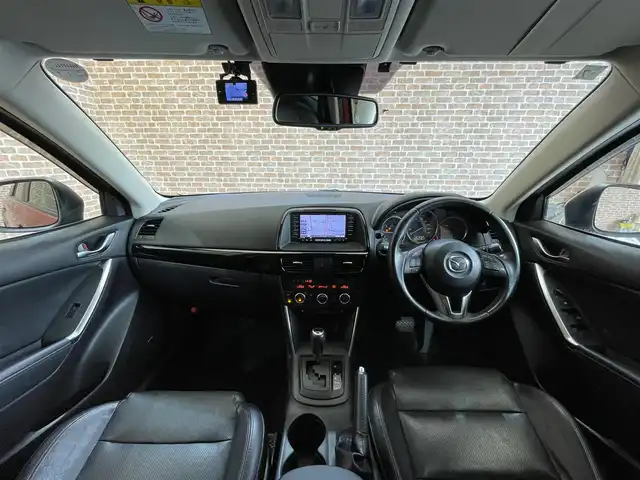 マツダ ＣＸ－５ XD Lパッケージ 岩手県 2013(平25)年 12.1万km ジールレッドマイカ ４WD/ディーゼルターボ/本革シート/クルーズコントロール/パワーシート/シートヒーター/アダプティブフロントライティングシステム/横滑り防止装置/リヤビークルモニタリングシステム/パドルシフト/純正ナビ/（CD/DVD/フルセグ/USB/Bluetooth）/ステアリングスイッチ/バックカメラ/サイドカメラ/ETC/ドライブレコーダー/オートライト/LEDヘッドライト