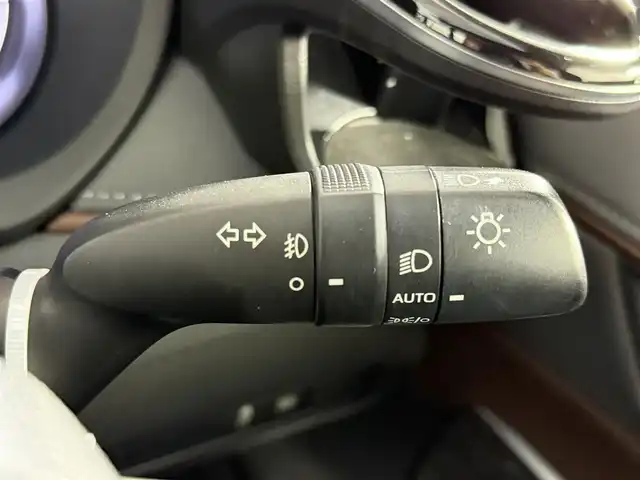 トヨタ ハリアー Z 佐賀県 2020(令2)年 5.1万km プレシャスブラックパール 禁煙車/メーカー純正12.3インチナビ/JBLプレミアムサウンド/ドラレコ機能付きデジタルインナーミラー/バックカメラ/パワーバックドア/運転席パワーシート /ハーフレザーシート/ETC2.0/純正19インチアルミホイール/トヨタセーフティセンス/レーントレーシングアラート/プリクラッシュセーフティ/ブラインドスポットモニター/インテリジェントクリアランスソナー/リアクロストラフィックアラート/ヘッドアップディスプレイ/ロードサインアシスト/オートマチックハイビーム/レーダークルーズコントロール（操舵支援あり）