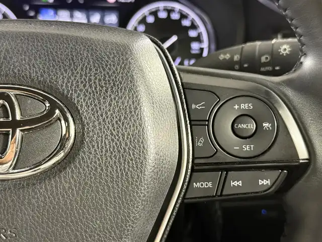 トヨタ ハリアー Z 佐賀県 2020(令2)年 5.1万km プレシャスブラックパール 禁煙車/メーカー純正12.3インチナビ/JBLプレミアムサウンド/ドラレコ機能付きデジタルインナーミラー/バックカメラ/パワーバックドア/運転席パワーシート /ハーフレザーシート/ETC2.0/純正19インチアルミホイール/トヨタセーフティセンス/レーントレーシングアラート/プリクラッシュセーフティ/ブラインドスポットモニター/インテリジェントクリアランスソナー/リアクロストラフィックアラート/ヘッドアップディスプレイ/ロードサインアシスト/オートマチックハイビーム/レーダークルーズコントロール（操舵支援あり）