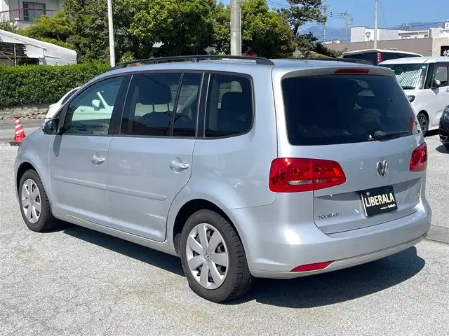 フォルクスワーゲン ゴルフ トゥーラン TSI コンフォートライン 山梨県 2012(平24)年 10.7万km リフレックスシルバーメタリック 社外メモリナビ（AVIC-RZ77）/(CD/DVD/SD/BT/フルセグTV)/バックカメラ/ETC/リモコンキー/ルーフレール/取扱説明書