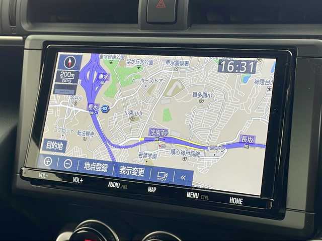 トヨタ ＧＲ８６ RZ 兵庫県 2022(令4)年 1.4万km クリスタルホワイトパール 純正メモリナビ　フルセグ　Ｂｌｕｅｔｏｏｔｈオーディオ　バックカメラ　レーダークルーズコントロール　ＬＥＤヘッドライト　ドライブレコーダー　スマートキー　パドルシフト　ＥＴＣ　純正１７インチアルミ