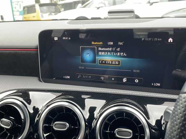 メルセデス・ベンツ Ａ２００ｄ AMGライン 東京都 2020(令2)年 3.4万km ポーラホワイト ワンオーナー/AMGライン/レーダーセーフパッケージ/ACC/BSA/LKA/ナビゲーションパッケージ/前席パワーシート/シートヒーター/メーカーナビ/フルセグTV/BT/USB/Wチャージ/パドルシフト/前後ドライブレコーダー/取扱説明書/保証書/スペアキー