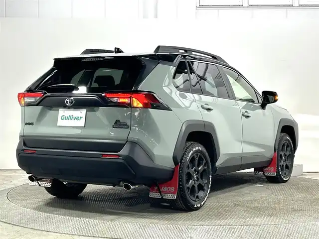 トヨタ ＲＡＶ４ アドベンチャー オフロードPKGⅡ 大阪府 2023(令5)年 2.1万km 緑 純正10incナビ(フルセグ/Bluetooth) バックカメラ ETC 社外グリル 黒革シート パワーシート/ヒーター/エアコン 衝突軽減 レーダーC クリアランスソナー BSM デジタルミラー