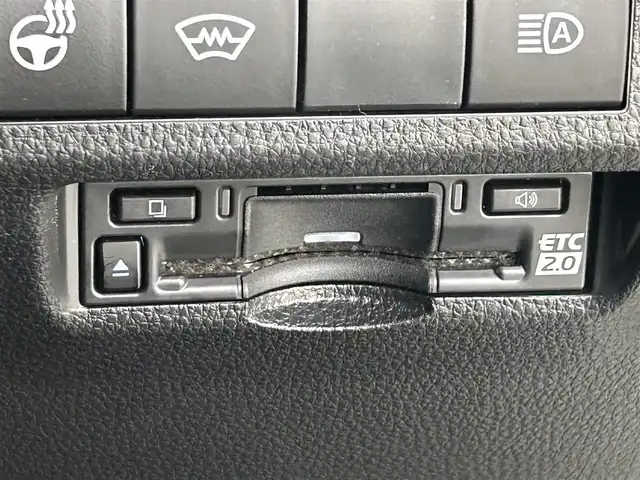 トヨタ ＲＡＶ４ アドベンチャー オフロードPKGⅡ 大阪府 2023(令5)年 2.1万km 緑 純正10incナビ(フルセグ/Bluetooth) バックカメラ ETC 社外グリル 黒革シート パワーシート/ヒーター/エアコン 衝突軽減 レーダーC クリアランスソナー BSM デジタルミラー