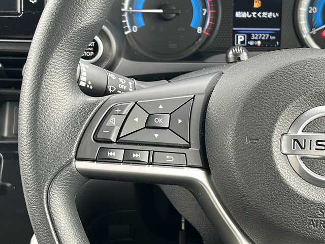 日産 デイズ X 山口県 2020(令2)年 3.3万km オーシャンブルーP 純正SDナビ【MM319D-L】/アラウンドビューモニター/フルセグテレビ/Bluetooth/USB端子/DVD再生機能/ETC/ドライブレコーダー【DJ4-D】/プッシュスタート/アイドリングストップ/ドアバイザー/純正14インチアルミホイール/純正フロアマット/電動格納ウィンカーミラー/コーナーセンサー/パーキングアシスト/レーンキープアシスト/エマージェンシーブレーキ/盗難防止装置