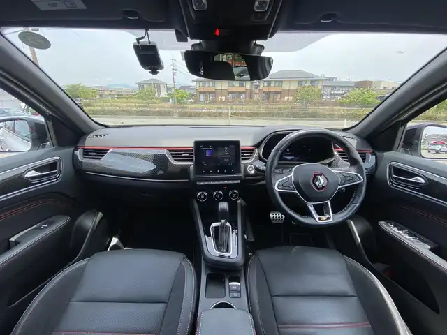 ルノー ルノー アルカナ RSライン E-テックハイブリッド 福岡県 2022(令4)年 2.6万km 白 ・アダプティブクルーズコントロール/・USB/Bluetooth/AUX/AppleCarPlay/・全方位カメラ/・社外前後ドライブレコーダー/・社外ETC/・純正18AW/・プッシュスタート/・パーキングアシスト/・スマートキー/・パワーシート/・オートライト/・LEDライト/・ハンドルヒーター