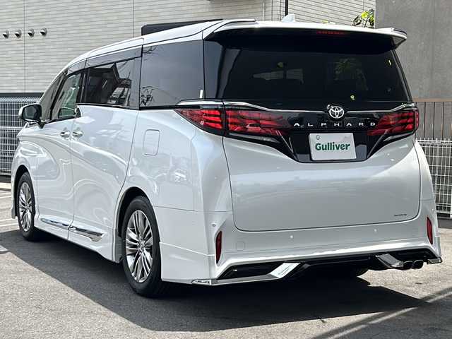 トヨタ アルファード Z 京都府 2023(令5)年 0.7万km プラチナホワイトパールマイカ 純正ディスプレイオーディオ/　ナビキッド付き/フルセグTV/HDMI/Bluetooth/全方位モニター/デジタルインナーミラー/左右独立ムーンルーフ/パーキングアシスト/電動リアゲート/両側電動スライドドア/ETC2.0/ワイヤレス充電/ステアリングヒーター/BSM/LEDオートライト/スペアタイヤ/シートヒーター /ベンチレーション/ワンオーナー