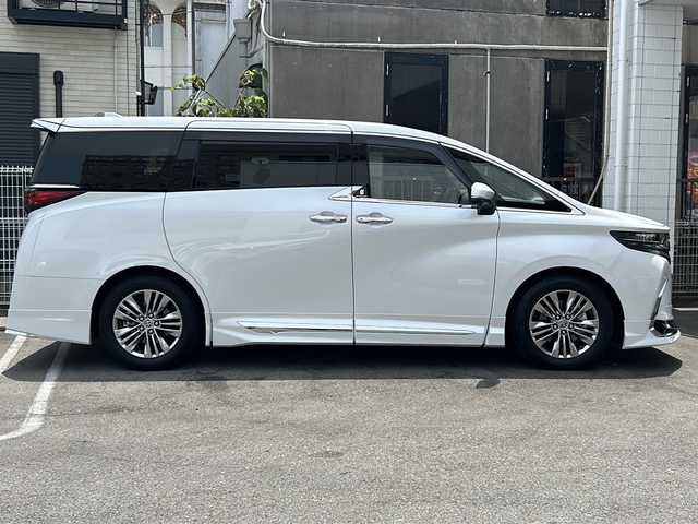トヨタ アルファード Z 京都府 2023(令5)年 0.7万km プラチナホワイトパールマイカ 純正ディスプレイオーディオ/　ナビキッド付き/フルセグTV/HDMI/Bluetooth/全方位モニター/デジタルインナーミラー/左右独立ムーンルーフ/パーキングアシスト/電動リアゲート/両側電動スライドドア/ETC2.0/ワイヤレス充電/ステアリングヒーター/BSM/LEDオートライト/スペアタイヤ/シートヒーター /ベンチレーション/ワンオーナー