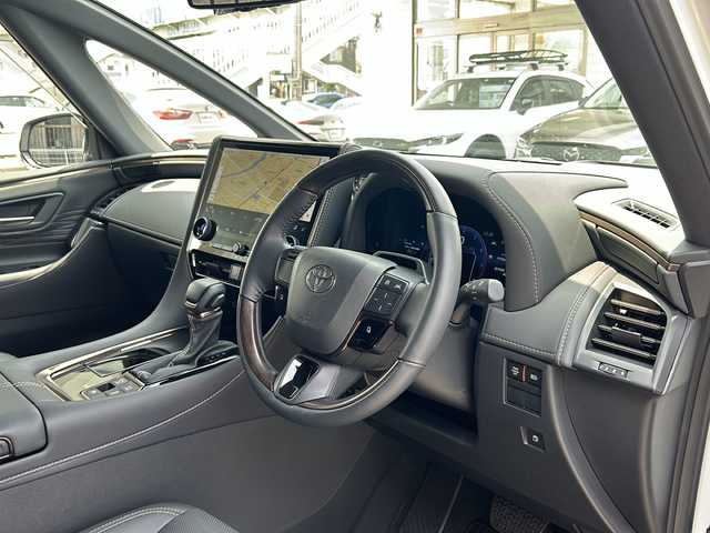 トヨタ アルファード Z 京都府 2023(令5)年 0.7万km プラチナホワイトパールマイカ 純正ディスプレイオーディオ/　ナビキッド付き/フルセグTV/HDMI/Bluetooth/全方位モニター/デジタルインナーミラー/左右独立ムーンルーフ/パーキングアシスト/電動リアゲート/両側電動スライドドア/ETC2.0/ワイヤレス充電/ステアリングヒーター/BSM/LEDオートライト/スペアタイヤ/シートヒーター /ベンチレーション/ワンオーナー