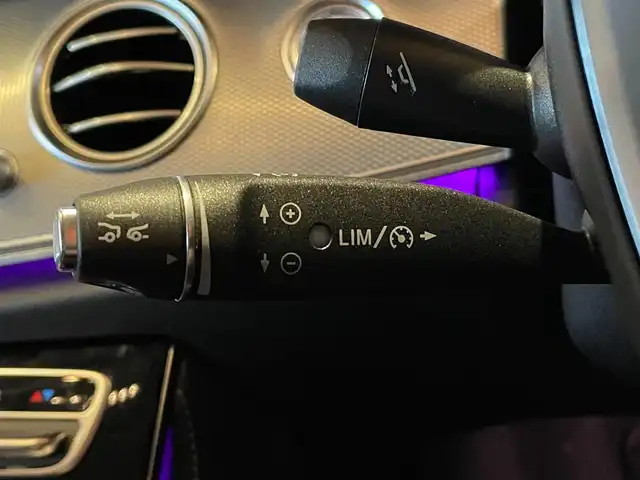 メルセデス・ベンツ Ｅ２００ 4マチック SW アバンギャルド 道央・札幌 2017(平29)年 4.8万km ダイヤモンドホワイト ダイヤモンドホワイト/レザーパッケージ/　・本革シート/　・後席シートヒーター/　・Burmesterサラウンド/　・エアバランスパッケージ/　・自動開閉トランクリッド/レーダーセーフティパッケージ/360°カメラ/純正HDDナビ/フルセグテレビ/SD/USB/BT/LEDヘッドライト/AppleCarPlay/AndroidAuto