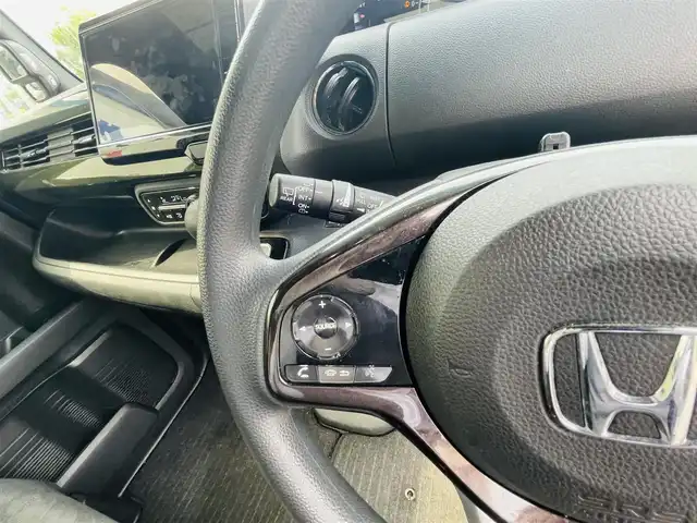 ホンダ Ｎ ＢＯＸ カスタム G L ホンダセンシング 岡山県 2019(令1)年 9.5万km クリスタルブラックパール (株)IDOMが運営する【じしゃロン岡山店】の自社ローン専用車両です。こちらは現金またはオートローンご利用時の価格です。 自社ローンご希望の方は別途その旨お申し付け下さい/＊片側パワスラ/＊プッシュST/＊スマートキー