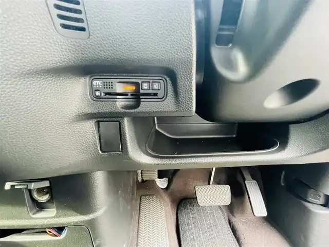 ホンダ Ｎ ＢＯＸ カスタム G L ホンダセンシング 岡山県 2019(令1)年 9.5万km クリスタルブラックパール (株)IDOMが運営する【じしゃロン岡山店】の自社ローン専用車両です。こちらは現金またはオートローンご利用時の価格です。 自社ローンご希望の方は別途その旨お申し付け下さい/＊片側パワスラ/＊プッシュST/＊スマートキー
