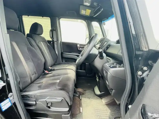 ホンダ Ｎ ＢＯＸ カスタム G L ホンダセンシング 岡山県 2019(令1)年 9.5万km クリスタルブラックパール (株)IDOMが運営する【じしゃロン岡山店】の自社ローン専用車両です。こちらは現金またはオートローンご利用時の価格です。 自社ローンご希望の方は別途その旨お申し付け下さい/＊片側パワスラ/＊プッシュST/＊スマートキー