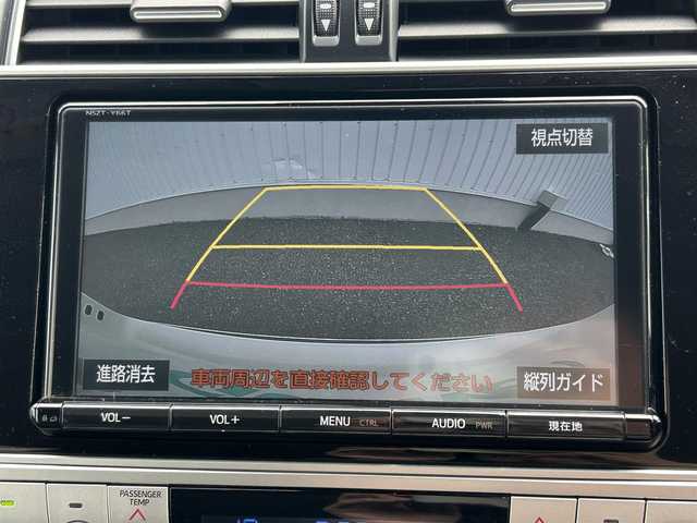 トヨタ ランドクルーザー プラド TX Lパッケージ 熊本県 2018(平30)年 7.3万km ホワイトパールクリスタルシャイン ワンオーナー/純正ナビ/・AM/FM/CD/DVD/SD/USB/HDMI/BT/・フルセグTV/バックカメラ/トヨタセーフティセンス/・レーンディパーチャーアラート/・プリクラッシュセーフティ/・オートマチックハイビーム/・クリアランスソナー/レーダークルーズコントロール/前後コーナーセンサー/革巻きステアリング/・ステアリングリモコン/レザーシート/・D/N席シートヒーター/・D/N席エアシート/・D/Nパワーシート/ビルトインETC2.0/電動格納ミラー/・ウィンカーミラー/・オートダウンミラー/オートライト/・LEDライト/・フォグランプ/・ヘッドランプウォッシャー/ルーフレール/純正エアロ/・リアスポイラー/電動格納サードシート/トランスファー切り替えスイッチ/セカンドスタートモード/スポーツモード/純正アルミホイール/純正フロアマット/スマートキー/・スペアキー