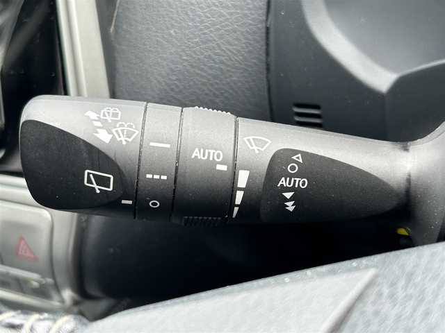 トヨタ ランドクルーザー プラド TX Lパッケージ 熊本県 2018(平30)年 7.3万km ホワイトパールクリスタルシャイン ワンオーナー/純正ナビ/・AM/FM/CD/DVD/SD/USB/HDMI/BT/・フルセグTV/バックカメラ/トヨタセーフティセンス/・レーンディパーチャーアラート/・プリクラッシュセーフティ/・オートマチックハイビーム/・クリアランスソナー/レーダークルーズコントロール/前後コーナーセンサー/革巻きステアリング/・ステアリングリモコン/レザーシート/・D/N席シートヒーター/・D/N席エアシート/・D/Nパワーシート/ビルトインETC2.0/電動格納ミラー/・ウィンカーミラー/・オートダウンミラー/オートライト/・LEDライト/・フォグランプ/・ヘッドランプウォッシャー/ルーフレール/純正エアロ/・リアスポイラー/電動格納サードシート/トランスファー切り替えスイッチ/セカンドスタートモード/スポーツモード/純正アルミホイール/純正フロアマット/スマートキー/・スペアキー