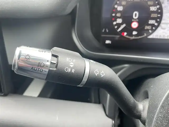 ランドローバー ランドローバー ディフェンダー 110X 福岡県 2021(令3)年 5.2万km フジホワイト パノラマサンルーフ/アダプティブクルーズコントロール/レーンキープアシスト/ブラインドスポットモニター/黒革シート/全席シートヒーター/純正サイドステップ/純正ナビ　/Applecarplay/androidauto/全方位カメラ/Bluetooth/LEDヘッドライト/エアーサスペンション/純正19インチアルミホイール/ETC2.0/取扱説明書/保証書/スペアキー×1