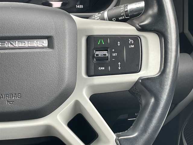 ランドローバー ランドローバー ディフェンダー 110X 福岡県 2021(令3)年 5.2万km フジホワイト パノラマサンルーフ/アダプティブクルーズコントロール/レーンキープアシスト/ブラインドスポットモニター/黒革シート/全席シートヒーター/純正サイドステップ/純正ナビ　/Applecarplay/androidauto/全方位カメラ/Bluetooth/LEDヘッドライト/エアーサスペンション/純正19インチアルミホイール/ETC2.0/取扱説明書/保証書/スペアキー×1