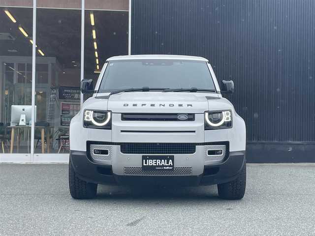 ランドローバー ランドローバー ディフェンダー 110X 福岡県 2021(令3)年 5.2万km フジホワイト パノラマサンルーフ/アダプティブクルーズコントロール/レーンキープアシスト/ブラインドスポットモニター/黒革シート/全席シートヒーター/純正サイドステップ/純正ナビ　/Applecarplay/androidauto/全方位カメラ/Bluetooth/LEDヘッドライト/エアーサスペンション/純正19インチアルミホイール/ETC2.0/取扱説明書/保証書/スペアキー×1