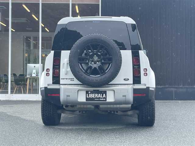 ランドローバー ランドローバー ディフェンダー 110X 福岡県 2021(令3)年 5.2万km フジホワイト パノラマサンルーフ/アダプティブクルーズコントロール/レーンキープアシスト/ブラインドスポットモニター/黒革シート/全席シートヒーター/純正サイドステップ/純正ナビ　/Applecarplay/androidauto/全方位カメラ/Bluetooth/LEDヘッドライト/エアーサスペンション/純正19インチアルミホイール/ETC2.0/取扱説明書/保証書/スペアキー×1