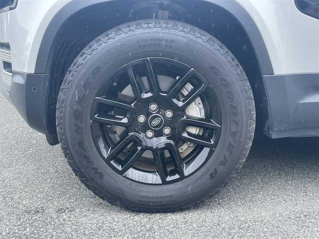 ランドローバー ランドローバー ディフェンダー 110X 福岡県 2021(令3)年 5.2万km フジホワイト パノラマサンルーフ/アダプティブクルーズコントロール/レーンキープアシスト/ブラインドスポットモニター/黒革シート/全席シートヒーター/純正サイドステップ/純正ナビ　/Applecarplay/androidauto/全方位カメラ/Bluetooth/LEDヘッドライト/エアーサスペンション/純正19インチアルミホイール/ETC2.0/取扱説明書/保証書/スペアキー×1