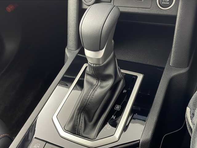 三菱 トライトン GSR 岐阜県 2024(令6)年 0.8万km ダイヤモンドブラックマイカ 純正ナビ/Bluetooth/フルセグTV/AppleCarPlay/USB/全方位カメラ/パーキングセンサー前後/踏み間違い衝突防止アシスト/車線逸脱防止/レーダークルーズコントロール/ブラインドスポットモニター/道路標識表示/ダウンヒルアシストコントロール/４WD/ルーフレール/スマートキー/プッシュスタート/スペアキー/パワーシート（運転席）/レザーシート/シートヒーター/ステアリングヒーター/革ステアリング/ステアリングスイッチ/純正アルミホイール/LEDヘッドライト/フォグランプ/サイドエアバッグ/ETC