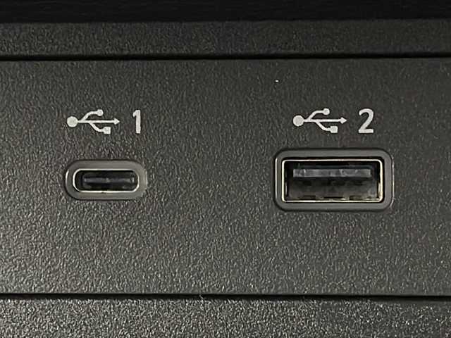三菱 トライトン GSR 岐阜県 2024(令6)年 0.8万km ダイヤモンドブラックマイカ 純正ナビ/Bluetooth/フルセグTV/AppleCarPlay/USB/全方位カメラ/パーキングセンサー前後/踏み間違い衝突防止アシスト/車線逸脱防止/レーダークルーズコントロール/ブラインドスポットモニター/道路標識表示/ダウンヒルアシストコントロール/４WD/ルーフレール/スマートキー/プッシュスタート/スペアキー/パワーシート（運転席）/レザーシート/シートヒーター/ステアリングヒーター/革ステアリング/ステアリングスイッチ/純正アルミホイール/LEDヘッドライト/フォグランプ/サイドエアバッグ/ETC