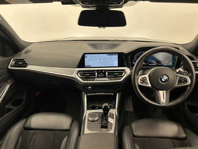 ＢＭＷ ３２０ｄ xDrive ツーリング Mスポーツ 岡山県 2020(令2)年 3.6万km サファイアブラックP 純正iDriveナビ/全周囲カメラ/ACC/ミラー一体型ETC/オートエアコン/オートライト/オートワイパー/AHB/LEDヘッドライト/Mスポーツ専用シート/Mスポーツ専用ハンドル/Mスポーツ専用サスペンション/Mスポーツ専用ドアシルプレート/PTG/正面衝突警告/側面衝突警告/車線逸脱警告/車線変更警告/Bluetooth/アップルカープレイ/ワイヤレスチャージ/ブレーキオートホールド/パーキングアシスト＋
