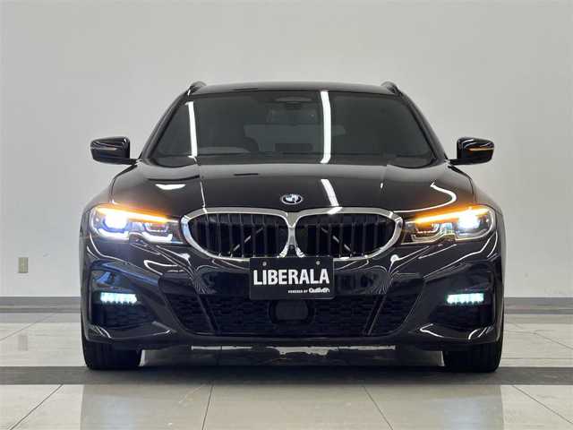 ＢＭＷ ３２０ｄ xDrive ツーリング Mスポーツ 岡山県 2020(令2)年 3.6万km サファイアブラックP 純正iDriveナビ/全周囲カメラ/ACC/ミラー一体型ETC/オートエアコン/オートライト/オートワイパー/AHB/LEDヘッドライト/Mスポーツ専用シート/Mスポーツ専用ハンドル/Mスポーツ専用サスペンション/Mスポーツ専用ドアシルプレート/PTG/正面衝突警告/側面衝突警告/車線逸脱警告/車線変更警告/Bluetooth/アップルカープレイ/ワイヤレスチャージ/ブレーキオートホールド/パーキングアシスト＋