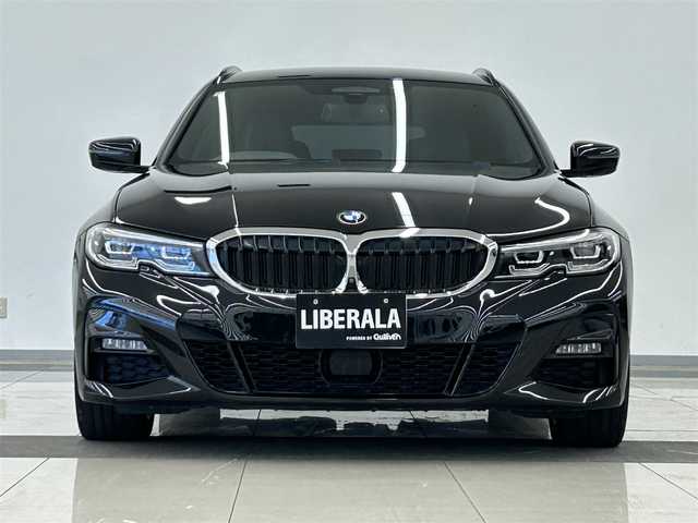 ＢＭＷ ３２０ｄ xDrive ツーリング Mスポーツ 岡山県 2020(令2)年 3.6万km サファイアブラックP 純正iDriveナビ/全周囲カメラ/ACC/ミラー一体型ETC/オートエアコン/オートライト/オートワイパー/AHB/LEDヘッドライト/Mスポーツ専用シート/Mスポーツ専用ハンドル/Mスポーツ専用サスペンション/Mスポーツ専用ドアシルプレート/PTG/正面衝突警告/側面衝突警告/車線逸脱警告/車線変更警告/Bluetooth/アップルカープレイ/ワイヤレスチャージ/ブレーキオートホールド/パーキングアシスト＋