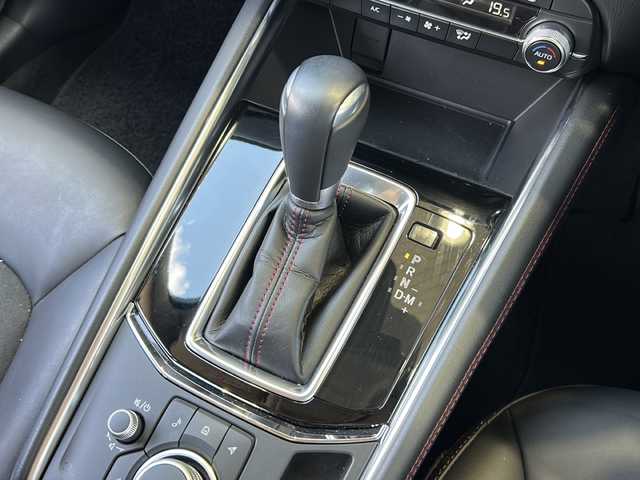 マツダ ＣＸ－５ XD ブラックトーンエディション 静岡県 2021(令3)年 2.8万km ディープクリスタルブルーマイカ シティーブレーキサポート/・アクティブクルーズコントロール/・レーンキープアシスト/・ブラインドスポットモニター/・車間認知支援システム/・コーナーセンサー/純正メーカーナビ/・フルセグTV/・Bluetooth/ラジオ/USB/スマホ連携/主要装備/・全方位カメラ/・ハーフレザーシート/・ヘッドアップディスプレイ/・パワーバックドア/・オートホールド/・パドルシフト/・ステアリングリモコン/・オートライト/・LEDヘッドライト/・ハンドルヒーター/・シートヒーター/・アイドリングストップ/・プッシュスタート/・スマートキー