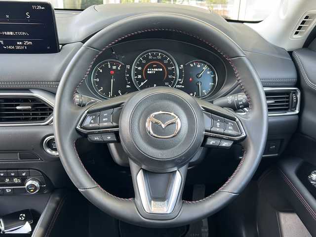 マツダ ＣＸ－５ XD ブラックトーンエディション 静岡県 2021(令3)年 2.8万km ディープクリスタルブルーマイカ シティーブレーキサポート/・アクティブクルーズコントロール/・レーンキープアシスト/・ブラインドスポットモニター/・車間認知支援システム/・コーナーセンサー/純正メーカーナビ/・フルセグTV/・Bluetooth/ラジオ/USB/スマホ連携/主要装備/・全方位カメラ/・ハーフレザーシート/・ヘッドアップディスプレイ/・パワーバックドア/・オートホールド/・パドルシフト/・ステアリングリモコン/・オートライト/・LEDヘッドライト/・ハンドルヒーター/・シートヒーター/・アイドリングストップ/・プッシュスタート/・スマートキー