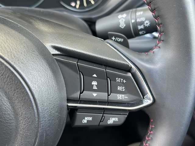 マツダ ＣＸ－５ XD ブラックトーンエディション 静岡県 2021(令3)年 2.8万km ディープクリスタルブルーマイカ シティーブレーキサポート/・アクティブクルーズコントロール/・レーンキープアシスト/・ブラインドスポットモニター/・車間認知支援システム/・コーナーセンサー/純正メーカーナビ/・フルセグTV/・Bluetooth/ラジオ/USB/スマホ連携/主要装備/・全方位カメラ/・ハーフレザーシート/・ヘッドアップディスプレイ/・パワーバックドア/・オートホールド/・パドルシフト/・ステアリングリモコン/・オートライト/・LEDヘッドライト/・ハンドルヒーター/・シートヒーター/・アイドリングストップ/・プッシュスタート/・スマートキー