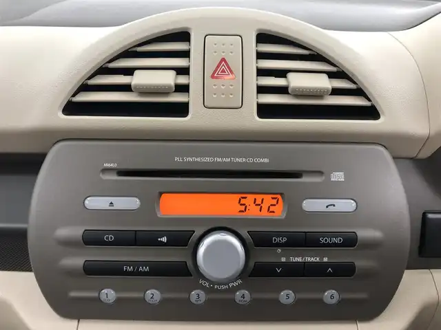 スズキ アルト F 愛知県 2014(平26)年 1.2万km シルキーシルバーメタリック オーディオ　/ＣＤ　/ＡＭ　/ＦＭ　/リモコンキー　/ハロゲン　/ダブルエアバック　/フロアマット　/パワーウインドウ　/取説　/保証書　/記録簿　