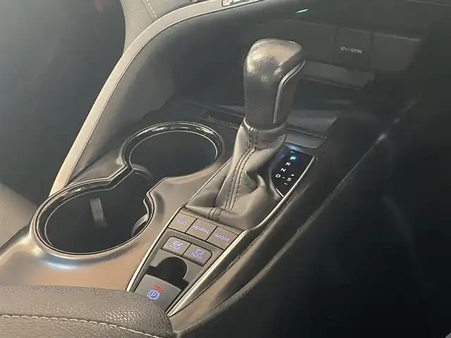 トヨタ カムリ WS 愛知県 2018(平30)年 14.5万km アティチュードブラックマイカ/ダークブルーマイカメタリック 2トーン ワンオーナー /プリクラッシュ/純正SDナビ/AM/FM/CD/DVD/TV/SD/BT/コーナーセンサー /パーキングアシスト/ビルトインETC/レーンキープ/ハーフレザー/パワーシート/パドルシフト/ステアリングスイッチ/バックカメラ/オートハイビーム/スマートキー /スペアキー/純正アルミ
