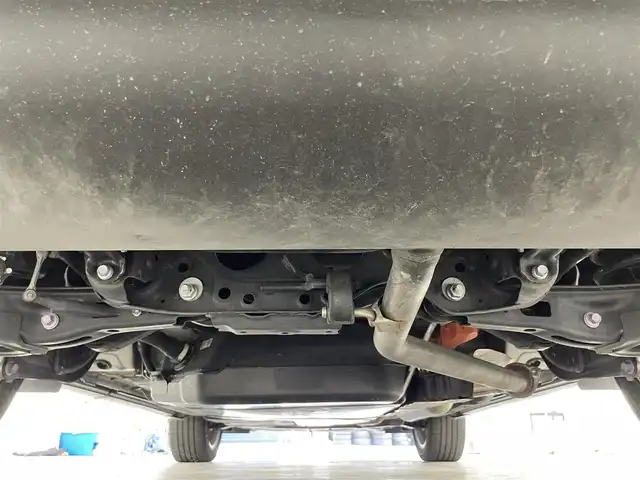 レクサス ＮＸ 350h Fスポーツ 滋賀県 2022(令4)年 3.2万km ホワイトノーヴァガラスフレーク 純正ナビ/CD/DVD/USB/Bluetooth/フルセグテレビ/パノラミックビューモニター/パノラマムーンルーフ/パワーバックドア/デジタルインナーミラー/三眼LEDヘッドライト/オレンジキャリパー/セーフティセンスプラス/・プリクラッシュセーフティ/・レーントレーシングアシスト/・ロードサインアシスト/・ドライバー異常時対応システム/・プロアクティブドライビングアシスト/・オートマチックハイビーム/・レーンディパーチャーアラート/・レーダークルーズコントロール/ブラインドスポットモニター/パーキングサポートブレーキ/ヘッドアップディスプレイ/クリアランスソナー/ETC2.0/パドルシフト/純正フロアマット/プッシュスタート /スマートキー