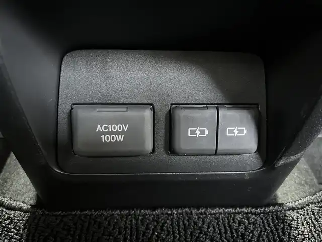 レクサス ＮＸ 350h Fスポーツ 滋賀県 2022(令4)年 3.2万km ホワイトノーヴァガラスフレーク 純正ナビ/CD/DVD/USB/Bluetooth/フルセグテレビ/パノラミックビューモニター/パノラマムーンルーフ/パワーバックドア/デジタルインナーミラー/三眼LEDヘッドライト/オレンジキャリパー/セーフティセンスプラス/・プリクラッシュセーフティ/・レーントレーシングアシスト/・ロードサインアシスト/・ドライバー異常時対応システム/・プロアクティブドライビングアシスト/・オートマチックハイビーム/・レーンディパーチャーアラート/・レーダークルーズコントロール/ブラインドスポットモニター/パーキングサポートブレーキ/ヘッドアップディスプレイ/クリアランスソナー/ETC2.0/パドルシフト/純正フロアマット/プッシュスタート /スマートキー