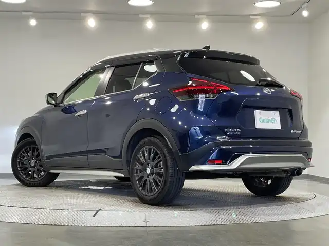 日産 キックス オーテック 愛知県 2021(令3)年 1.3万km ブルーブラック 純正9インチナビ/（Bluetooth/AM/FM/ワンセグTV）/衝突軽減ブレーキ/レーダークルーズコントロール/シートヒーター/LEDヘッドライト/ETC/ドライブレコーダー/デジタルインナーミラー/ステアリングヒーター/コーナーセンサー/プッシュスタートボタン/スマートキー