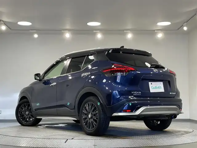 日産 キックス オーテック 愛知県 2021(令3)年 1.3万km ブルーブラック 純正9インチナビ/（Bluetooth/AM/FM/ワンセグTV）/衝突軽減ブレーキ/レーダークルーズコントロール/シートヒーター/LEDヘッドライト/ETC/ドライブレコーダー/デジタルインナーミラー/ステアリングヒーター/コーナーセンサー/プッシュスタートボタン/スマートキー