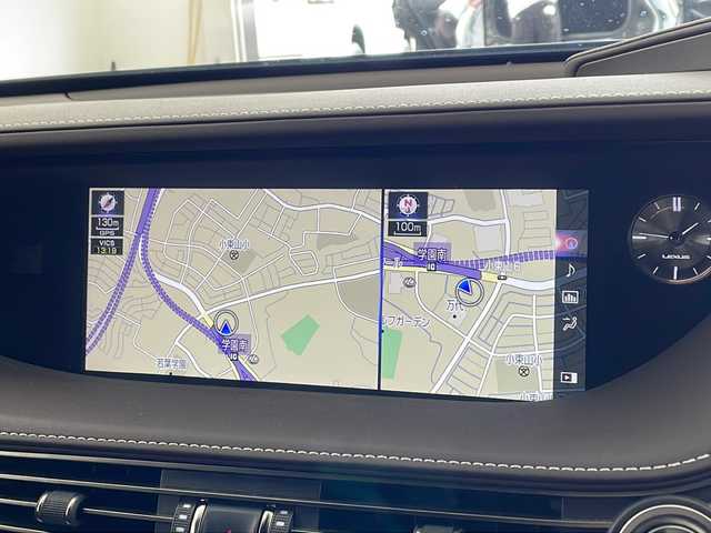 レクサス ＬＳ 500 バージョンL 兵庫県 2018(平30)年 7.2万km ブラック ・LEXUS　Safety　System/・プリクラッシュセーフティ/・フロントクロストラフィックアラート/・レーダークルーズコントロール（全車速追従機能付）/・レーントレーシングアシスト/・操舵支援/・警報支援/・レーンチェンジアシスト/・ドライバー異常時停車支援システム/・アダプティブハイビームシステム/・ロードサインアシスト/・先行車発進告知機能/・ブラインドスポットモニター/・パノラミックビューモニター/・純正12.3インチナビ/CD/DVD/Blu-ray/SD/USB//BT/フルセグ/Miracast/AUX/・ビルトインETC2.0/・サンルーフ/・ヘッドアップディスプレイ/・デジタルインナーミラー/・純正ドライブレコーダー/・レザーシート/・全席パワーシート/・全席シートヒーター/・全席シートベンチレーション/・前席リフレッシュシート/・ステアリングヒーター/・全ドアイージークローザー/・ハンズフリー電動トランクリッド/・カーボン調リアスポイラー/・3眼LEDライト/・リアフォグ/・AC100V電源